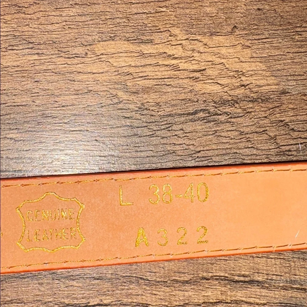 Bright Orange Genuine Leather Vintage 90s Belt Silver Buckle Large 36/38/40 - Picture 3 of 15